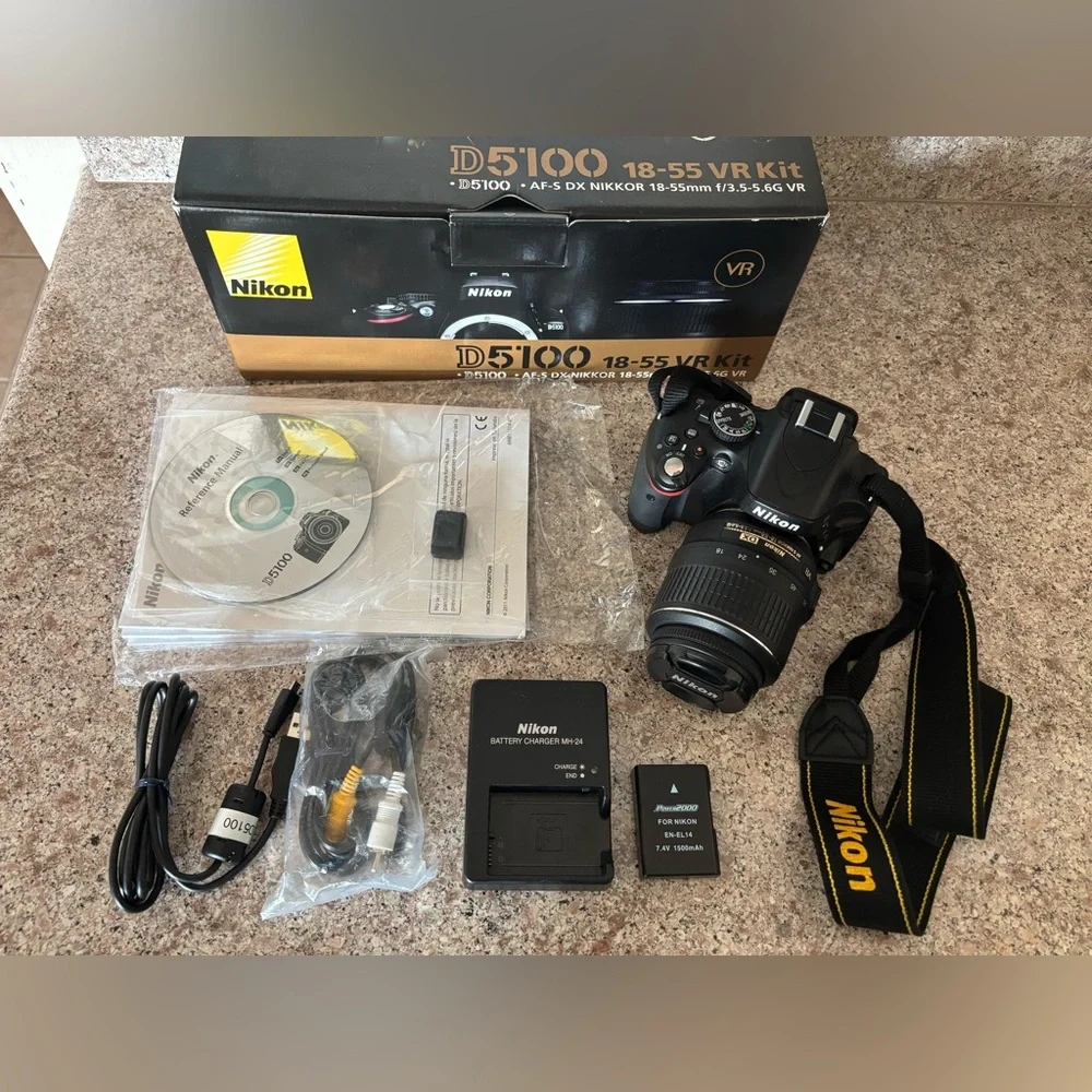 Nikon D5100 18 - 55 VR Kit